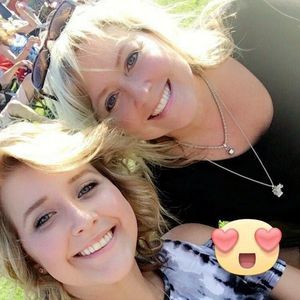 Meet your Posher, Kimberly